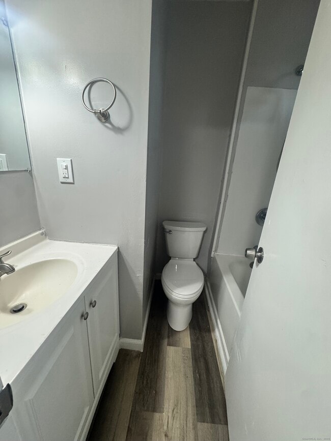 Building Photo - 214 Park Terrace