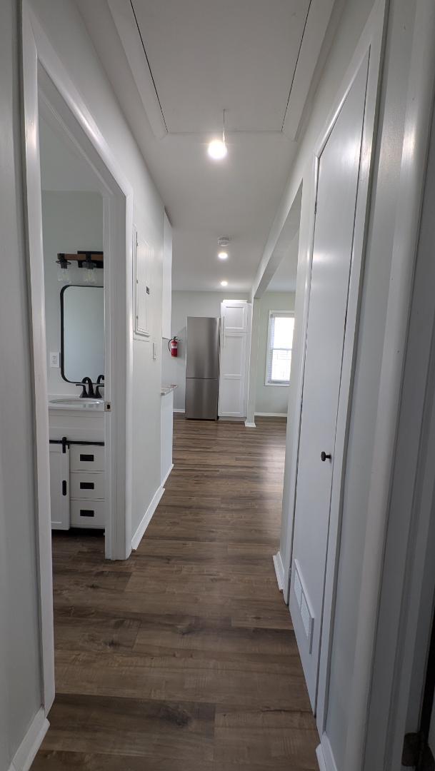 Building Photo - 27383 Brettonwoods St