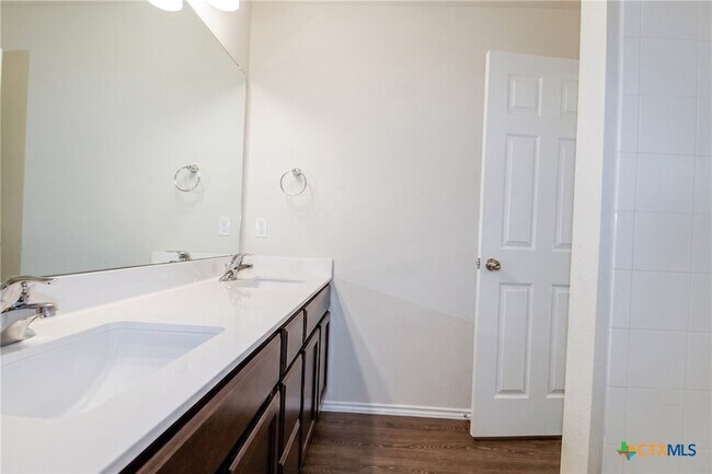 Building Photo - 2044 Wigeon Wy