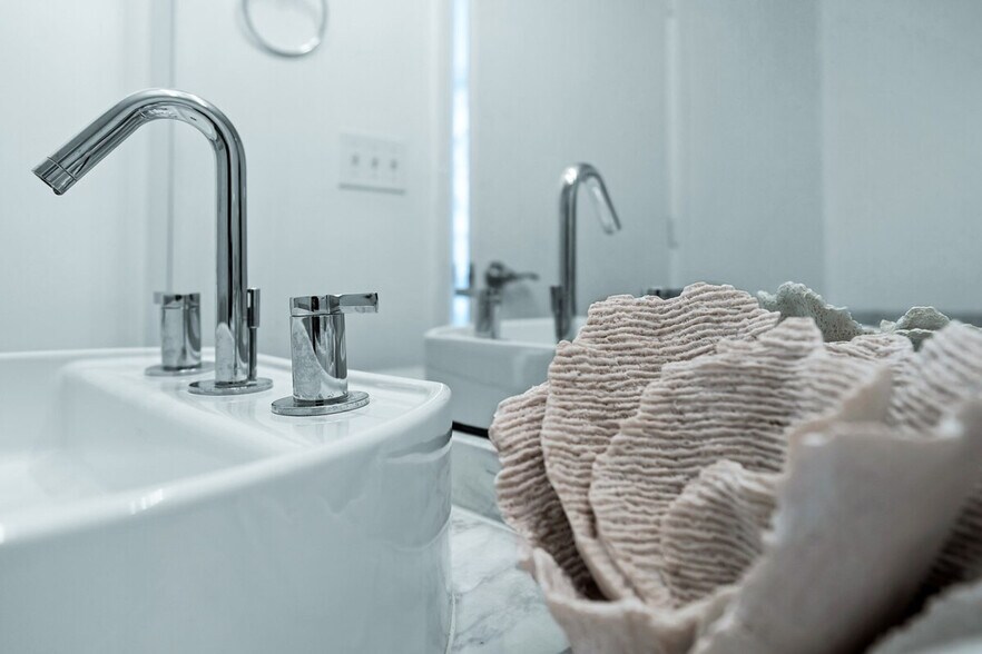 Building Photo - 141 NE 3rd Ave