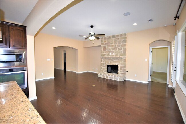 Building Photo - Highly Sought After Rancho Sienna - Former Model Home