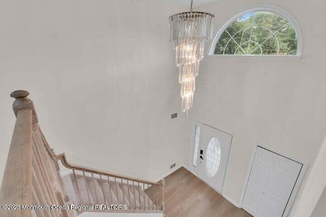Building Photo - 380 Sapphire Dr