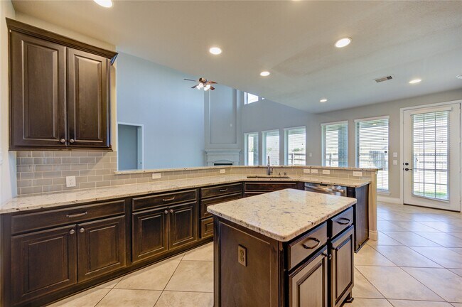 Building Photo - 4207 Abigail Wy