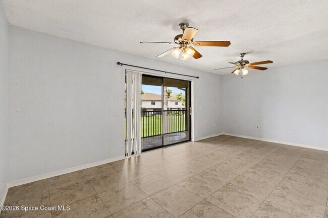 Building Photo - 1066 Ellen Ct