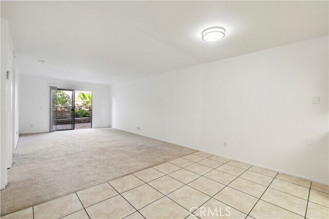 Building Photo - 1745 Los Feliz Dr
