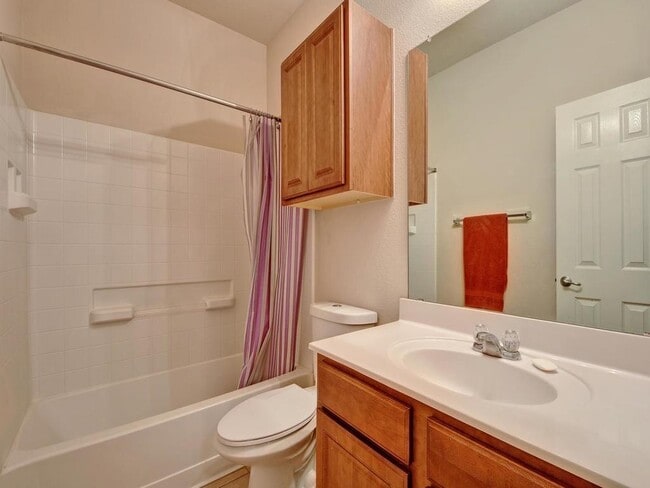 Building Photo - 1841 Amberwood Loop
