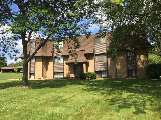 Primary Photo - 6385 Catawba Dr