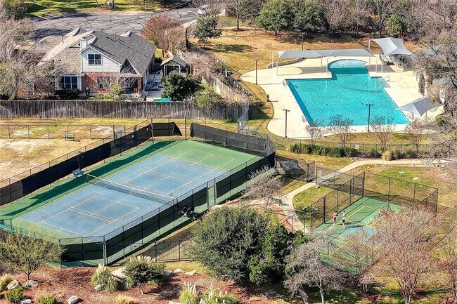 Building Photo - 207 Chesapeake Bay Ln S