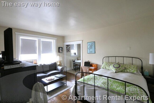 Building Photo - 10 Agassiz St