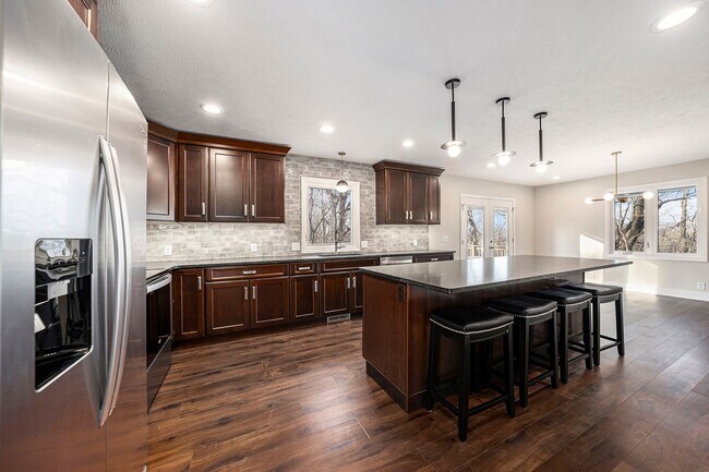 Building Photo - Beautiful Home in Ponca Hills