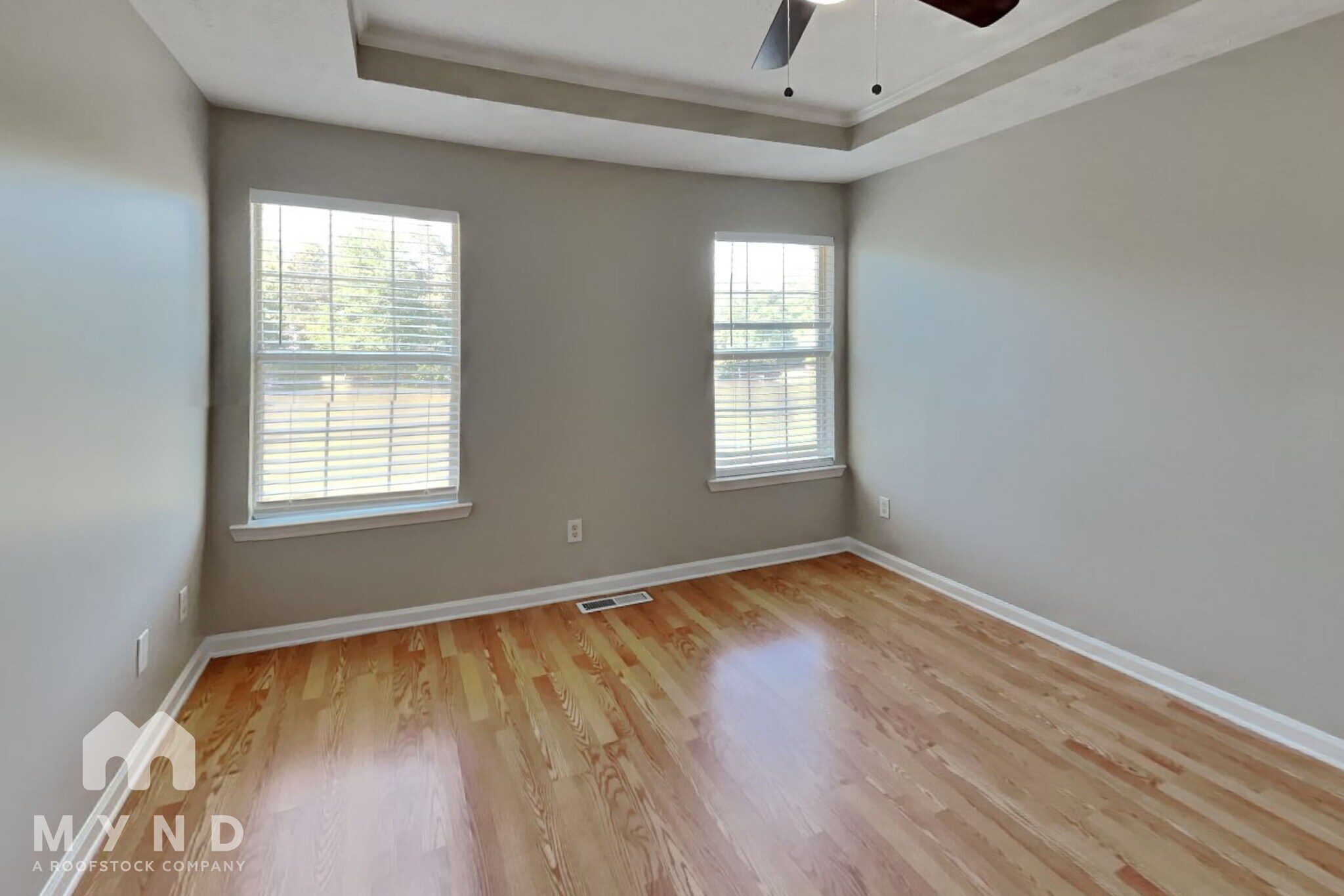 Building Photo - 534 Lakecourt Dr