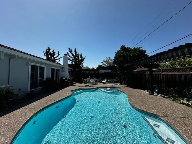 Building Photo - West SJ Beauty, Pool & Spa, 2 bed, 2 bath, 2 car garage single family home available soon!