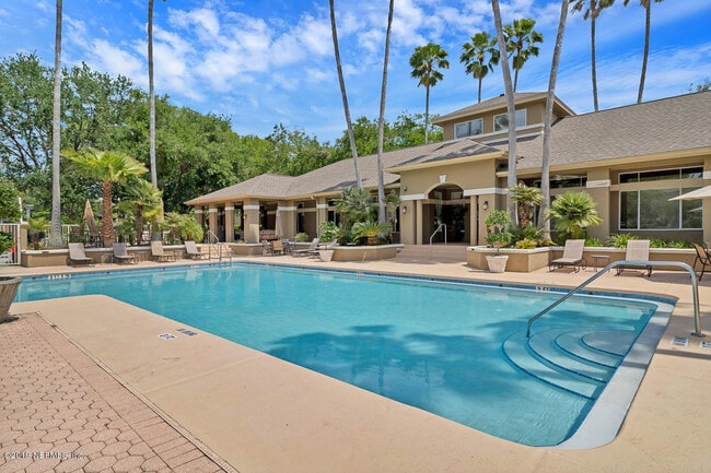 Building Photo - 29 Arbor Club Dr
