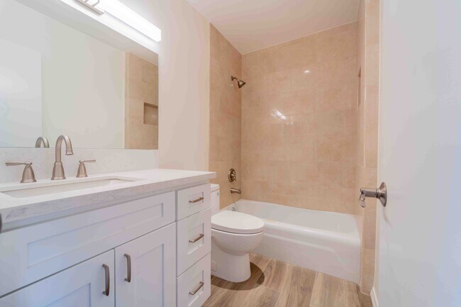 Building Photo - 11871 Idaho Ave