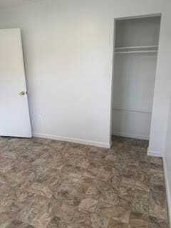 Building Photo - 309 Hackberry St