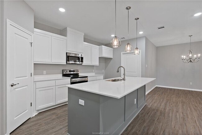 Building Photo - 2509 Shady Rte Ln