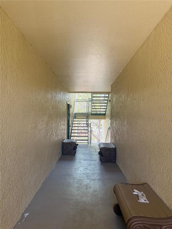 Building Photo - 8904 Legacy Ct