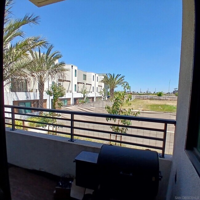 Building Photo - 2430 Cascalote Lp