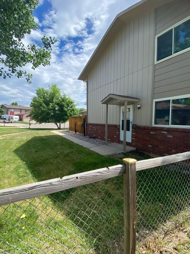 Building Photo - 1509 Kennedy Ave