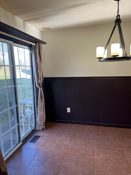 Dining room - 5534 Rinker Cir