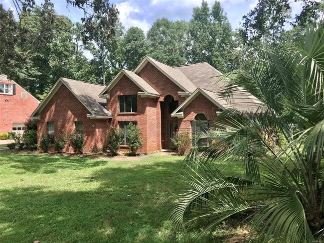 Building Photo - 34 Creek Dr