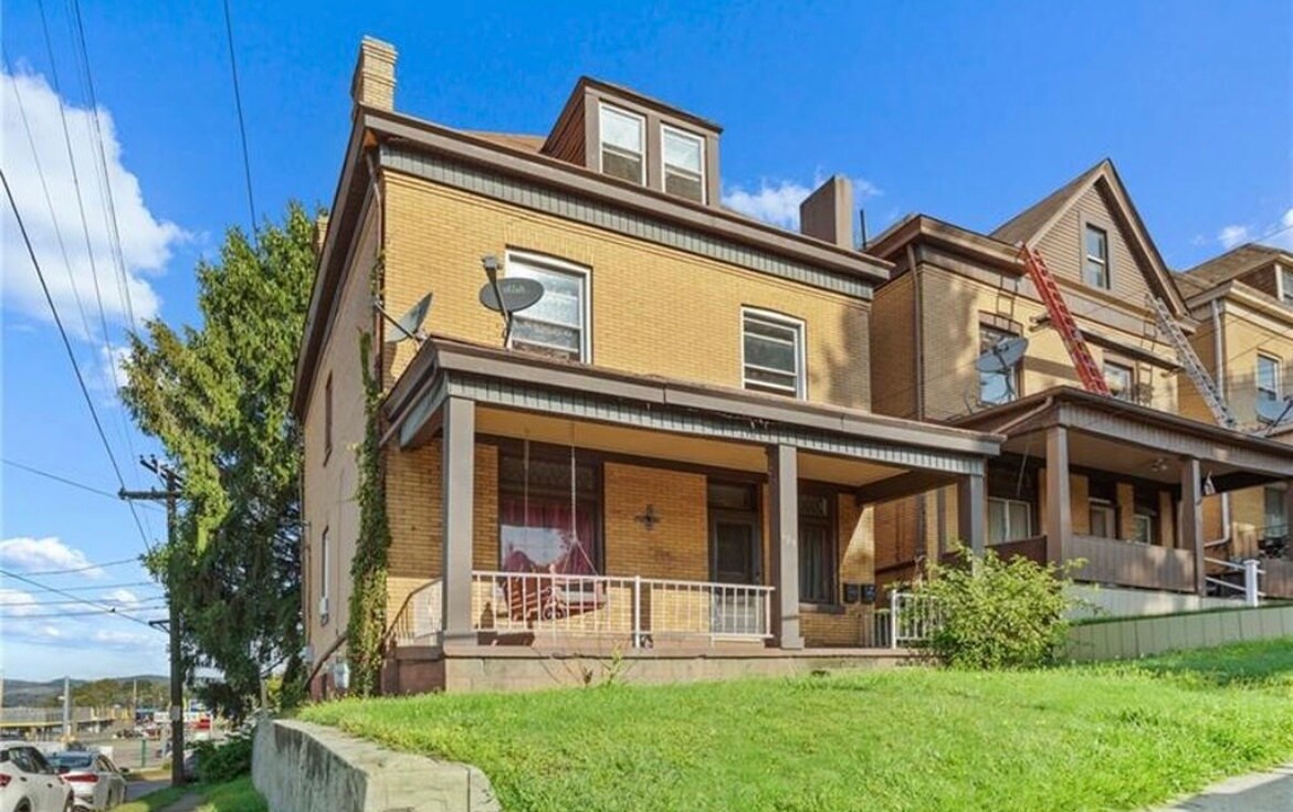 Building Photo - 194 Sheridan Ave