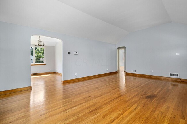 Building Photo - 115 E Dominion Blvd