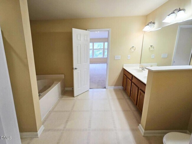 Building Photo - 105 Chandler Springs Dr