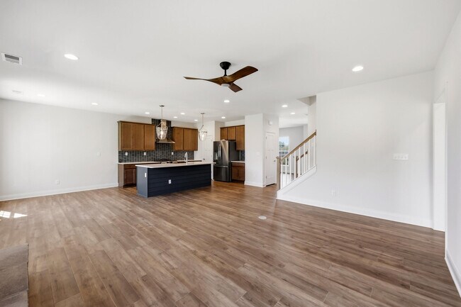 Building Photo - 2869 Blackford Pkwy