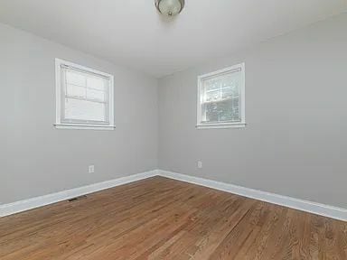 Building Photo - 316 Gower St