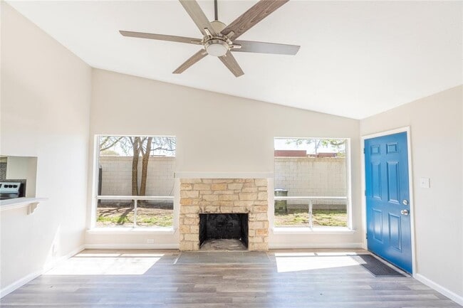 Building Photo - 10309 Burmaster Ln
