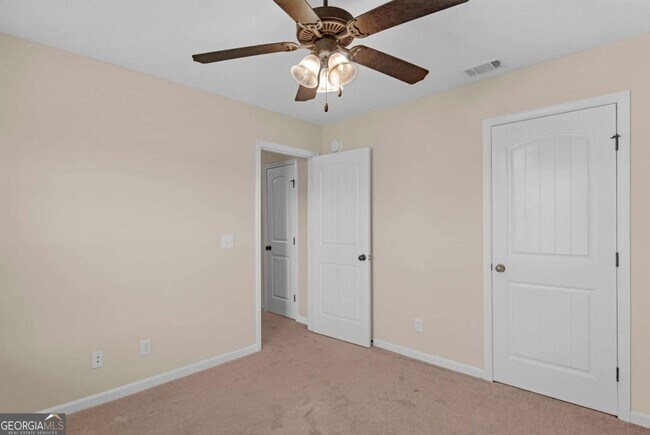 Building Photo - 469 Archie Way