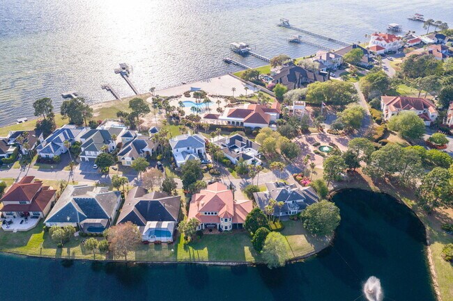 Building Photo - 1393 Sunset Beach Dr