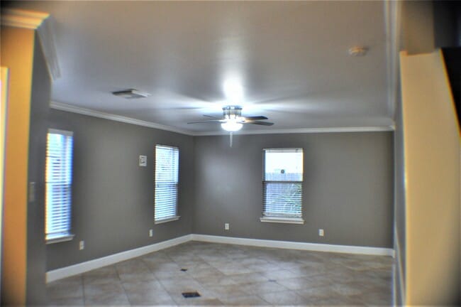 Building Photo - 9503 Deep Valley Dr