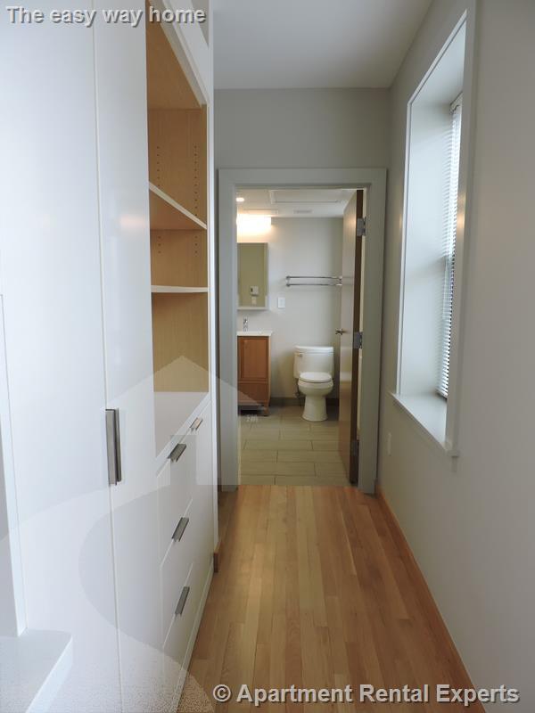 Building Photo - 110 Mount Auburn St
