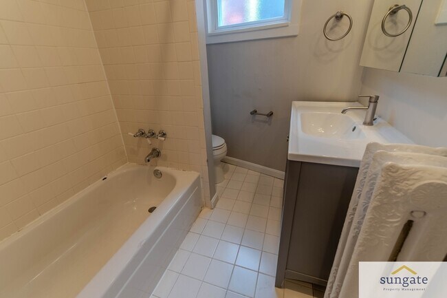 Building Photo - 3114 Abell Ave