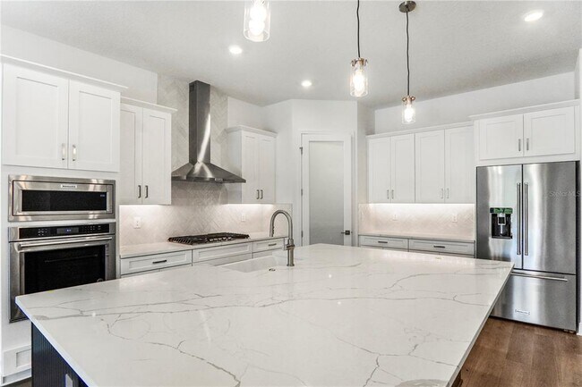 Building Photo - 16120 Volterra Point