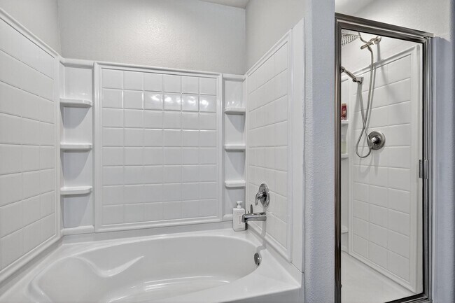 Building Photo - 5636 Rainflower Terrace Ln