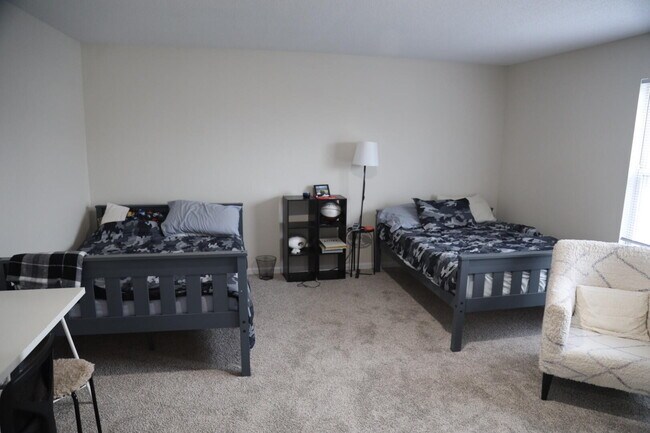 Building Photo - 4306 Derby Ridge Dr