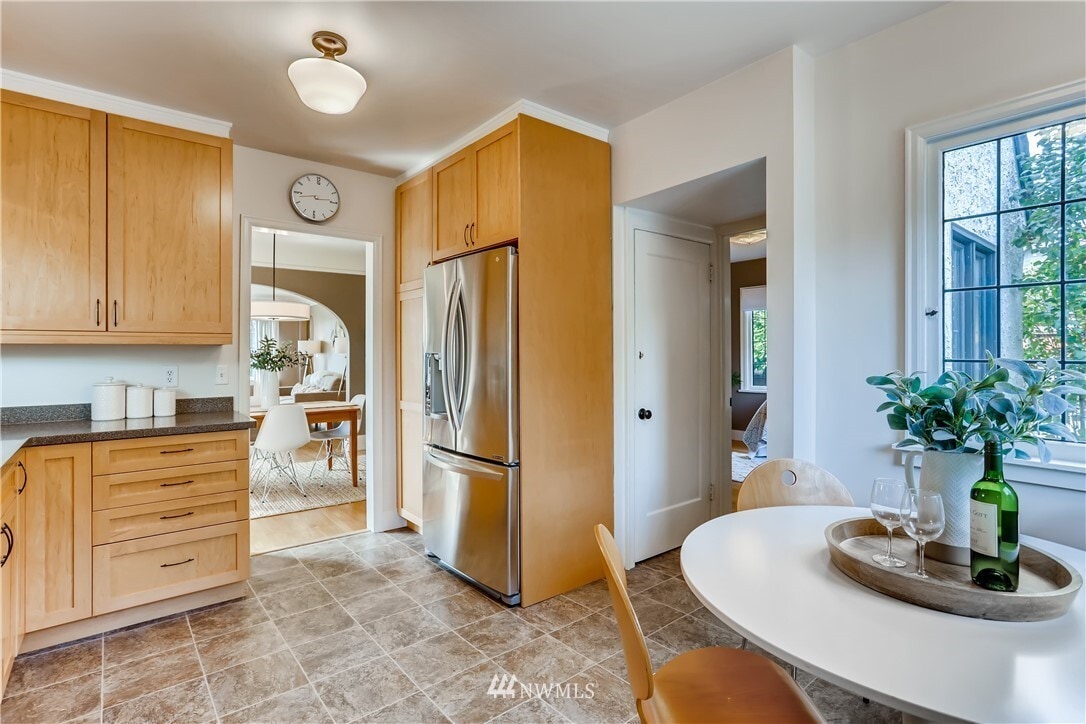 Building Photo - 6200 30th Ave NE