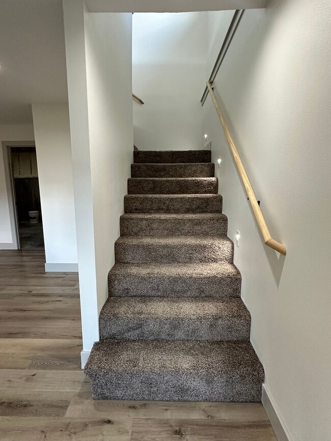 Building Photo - NEW CONSTRUCTION 5 Bed 3 Bath w/ Walk Out Basement Waynesville School District