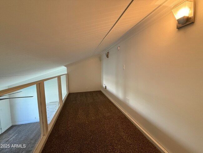 Building Photo - 8902 E Cholla St