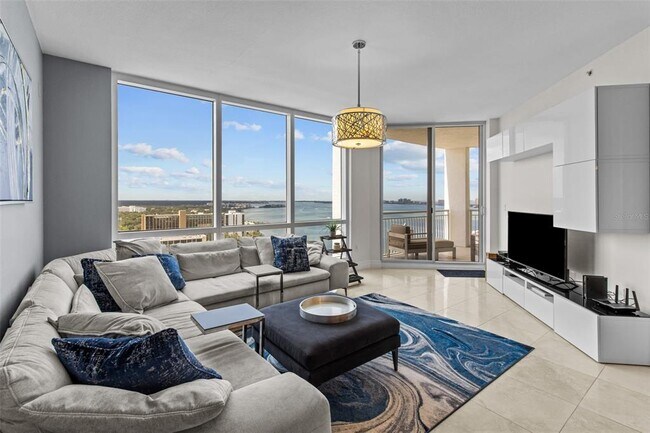 Building Photo - 331 Cleveland St