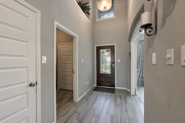 Building Photo - 23807 Brenta Valley Dr
