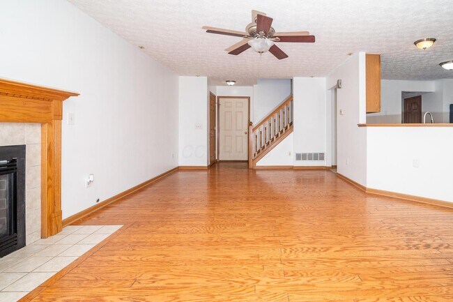 Building Photo - 6193 Nasby Dr