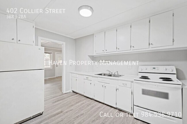 Building Photo - 402 Collier St