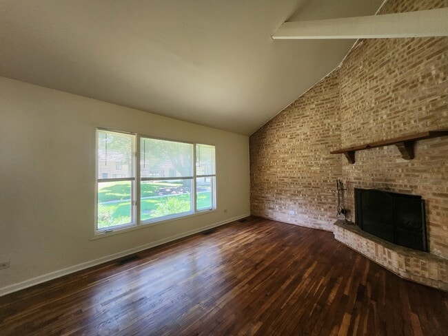 Building Photo - 710 Concord Ln