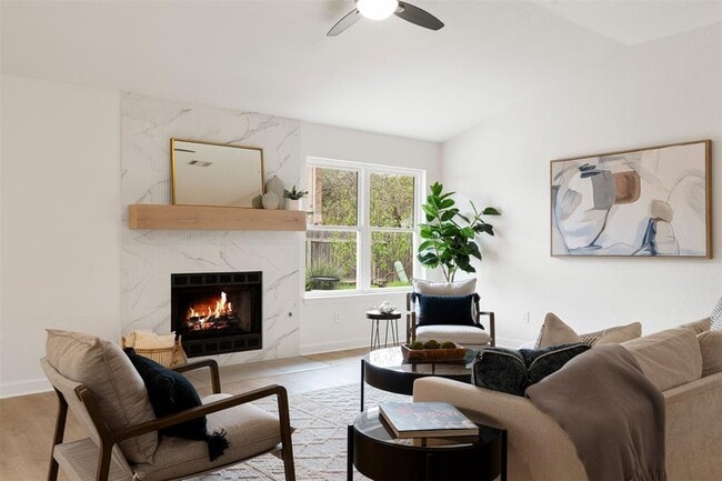 Building Photo - 8104 Doe Meadow Dr