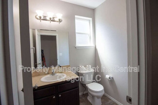 Building Photo - 20278 Knightsbridge Pl