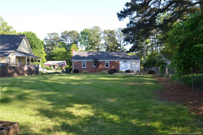 Building Photo - 312 Williams St